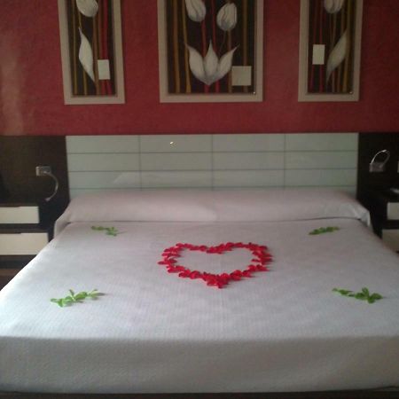 Hotel Gardu Montealegre del Castillo Ngoại thất bức ảnh